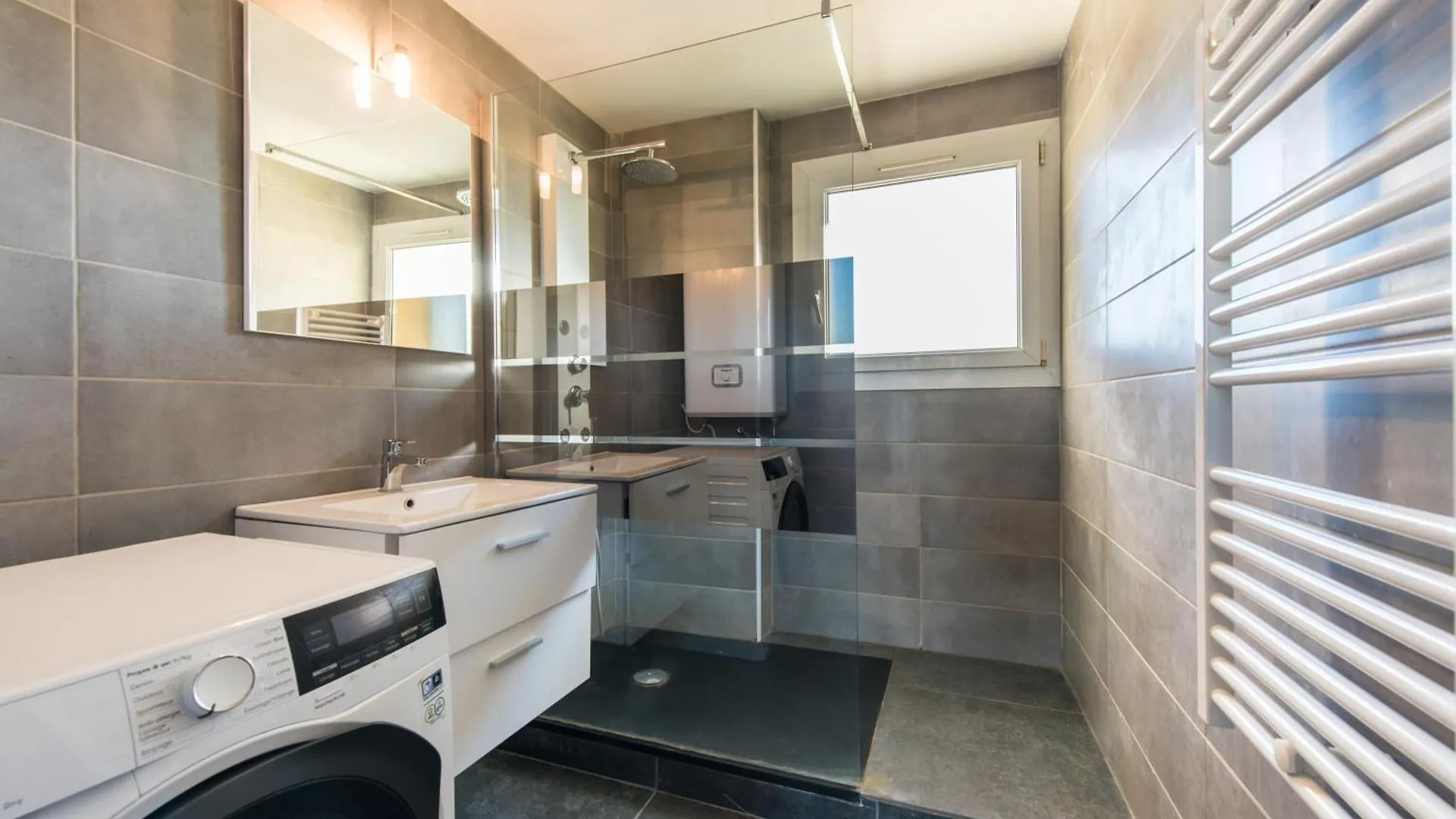 Charmant Appartement Familial Martigues Apartment