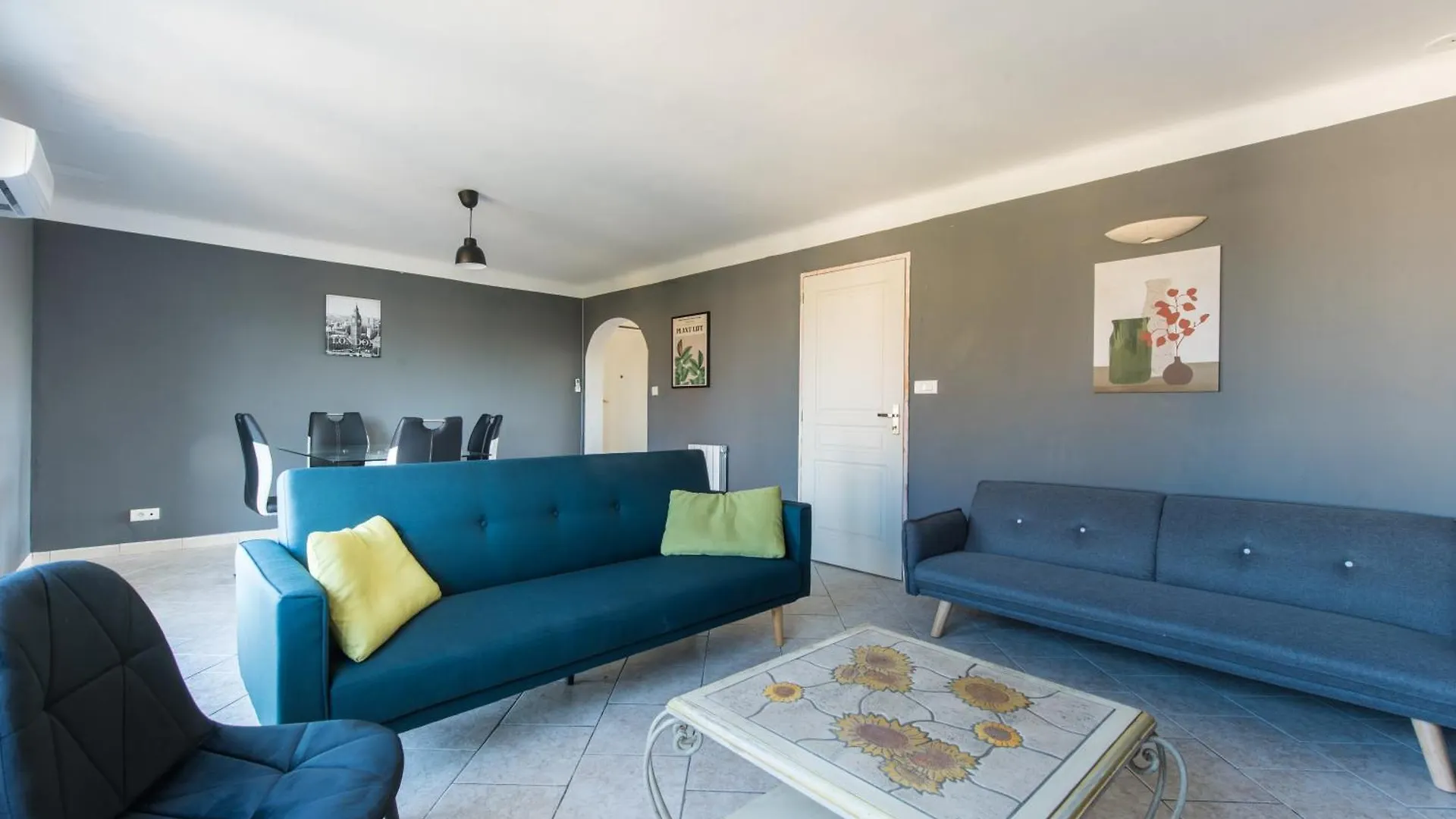 Charmant Appartement Familial contacts